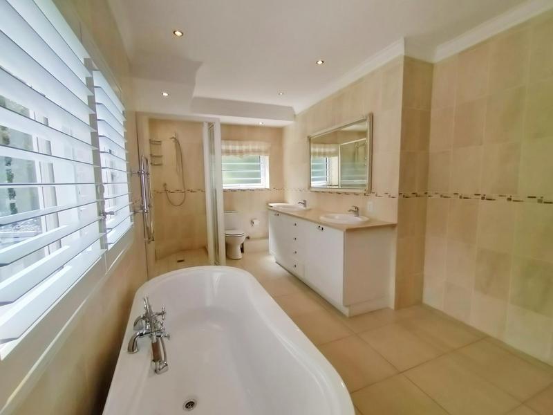 To Let 3 Bedroom Property for Rent in Hout Bay Western Cape